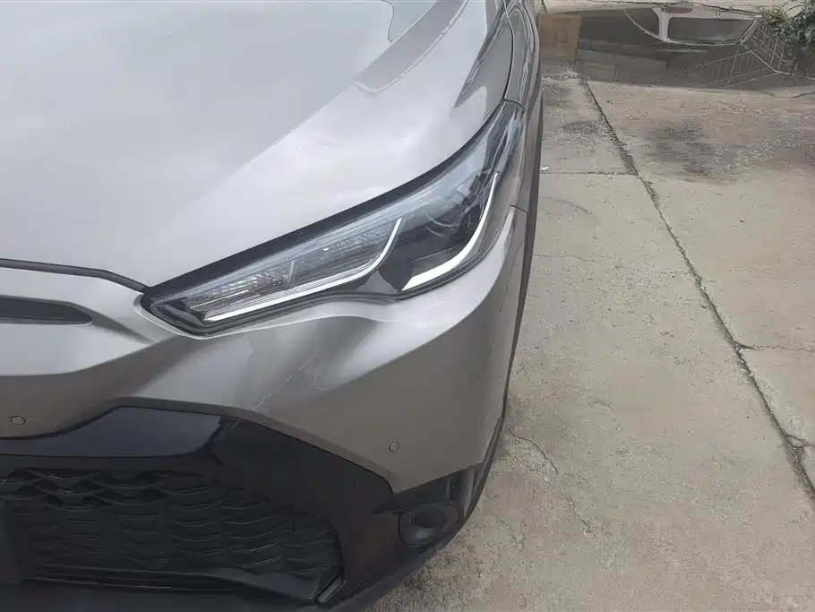Toyota Frontlander 2024 2.0L CVT Elite Edition фото 5