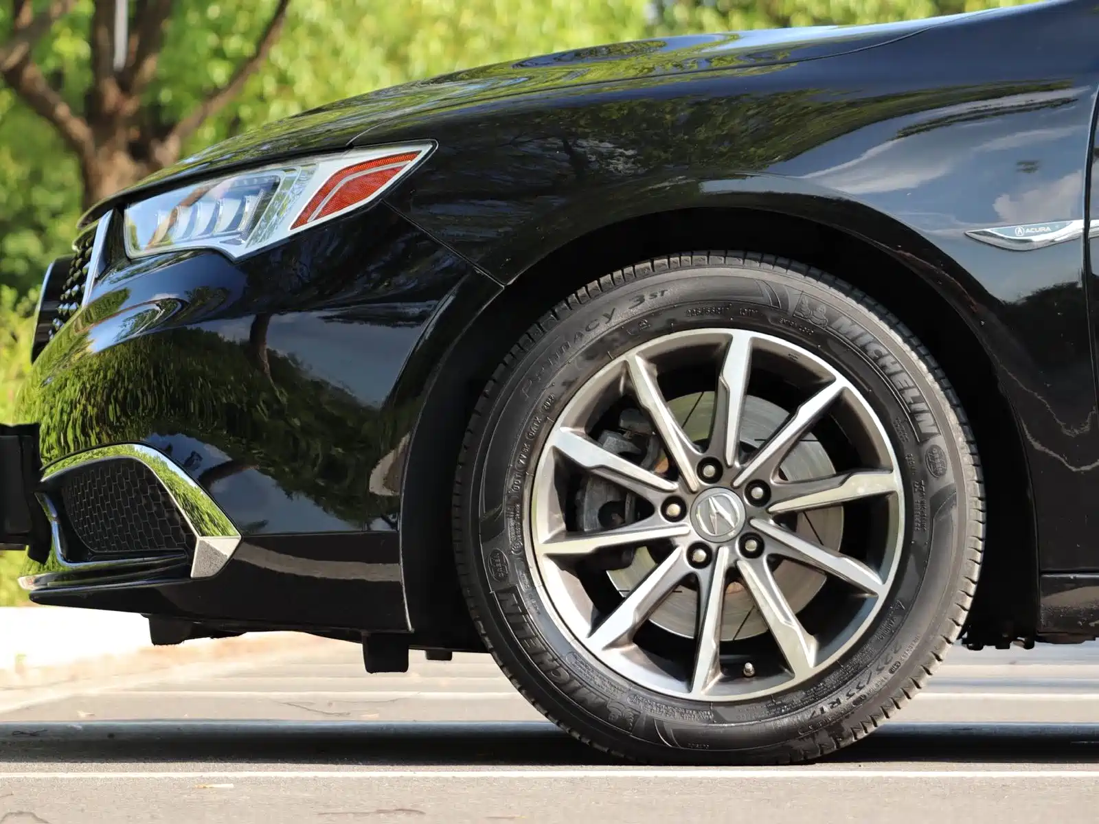 Фото 8 - Acura TLX-L