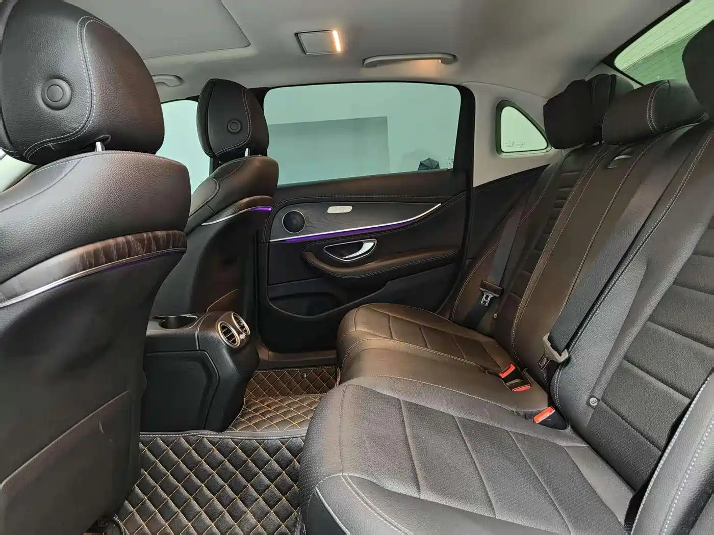 Mercedes-Benz E-Class 2019 E 260 L Sport фото 16