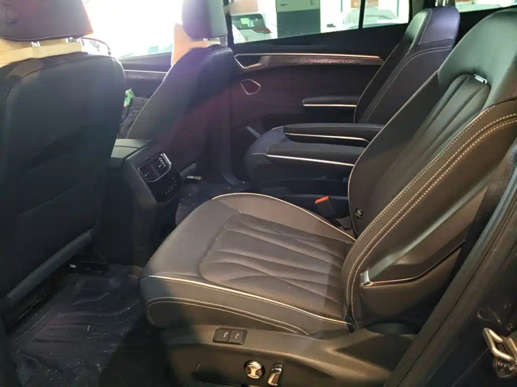 Photo 17 - Volkswagen Talagon