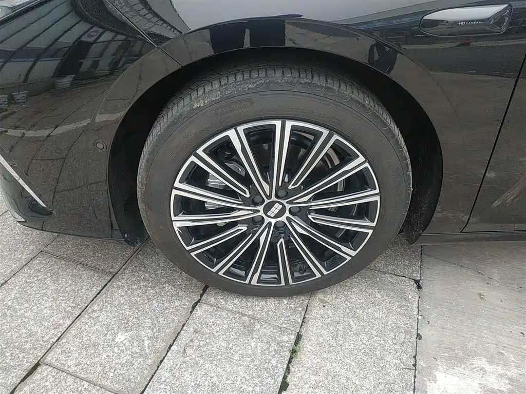 Geely Galaxy Galaxy Xingyao 8 2025 130km EM-P Starship Edition фото 25