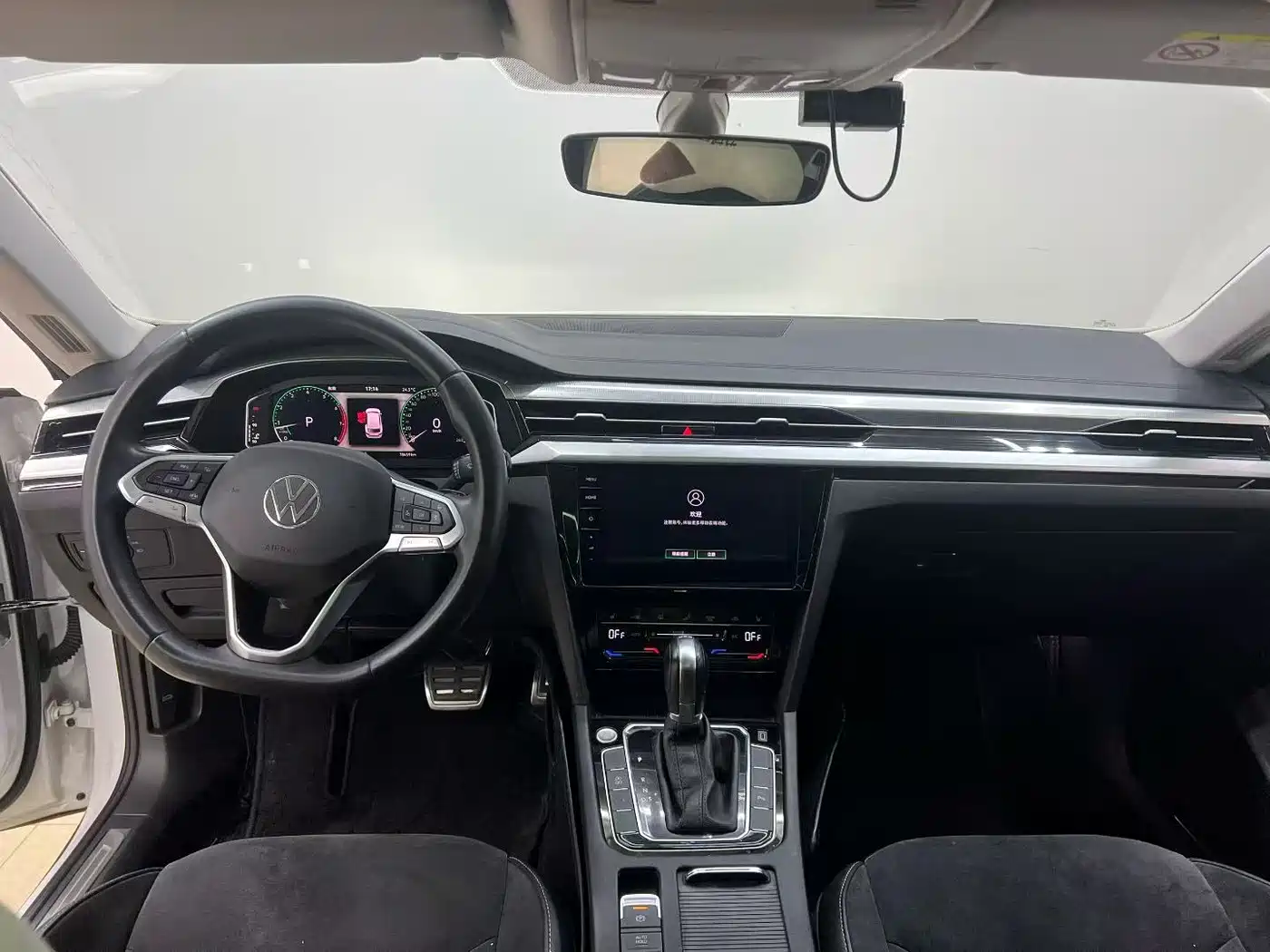 Volkswagen FAW-Volkswagen CC 2021 Shooting Brake 330TSI Hunter Edition фото 6