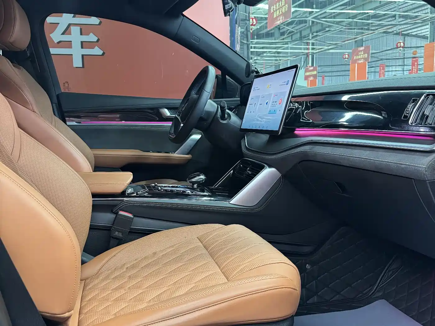 BYD Tang New Energy 2023 Model DM-i Champion Edition 112KM Honor фото 9