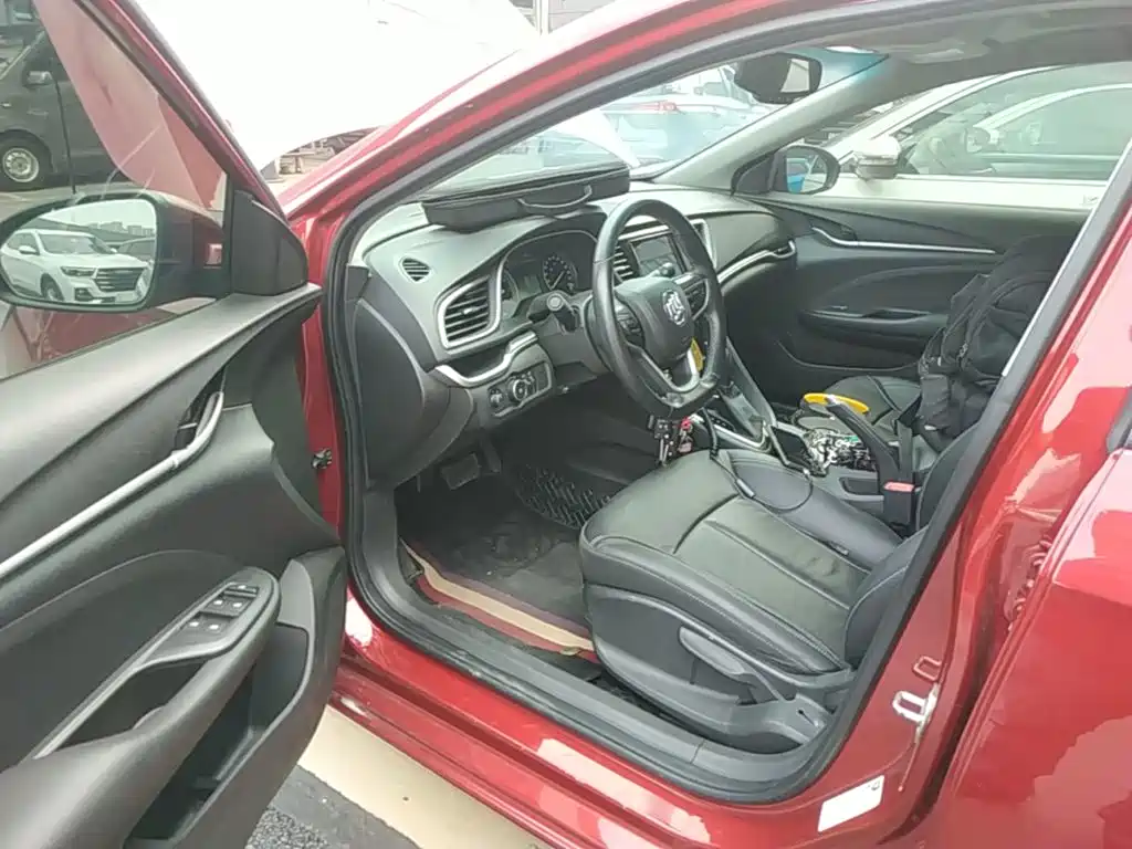 Фото 16 - Buick Excelle