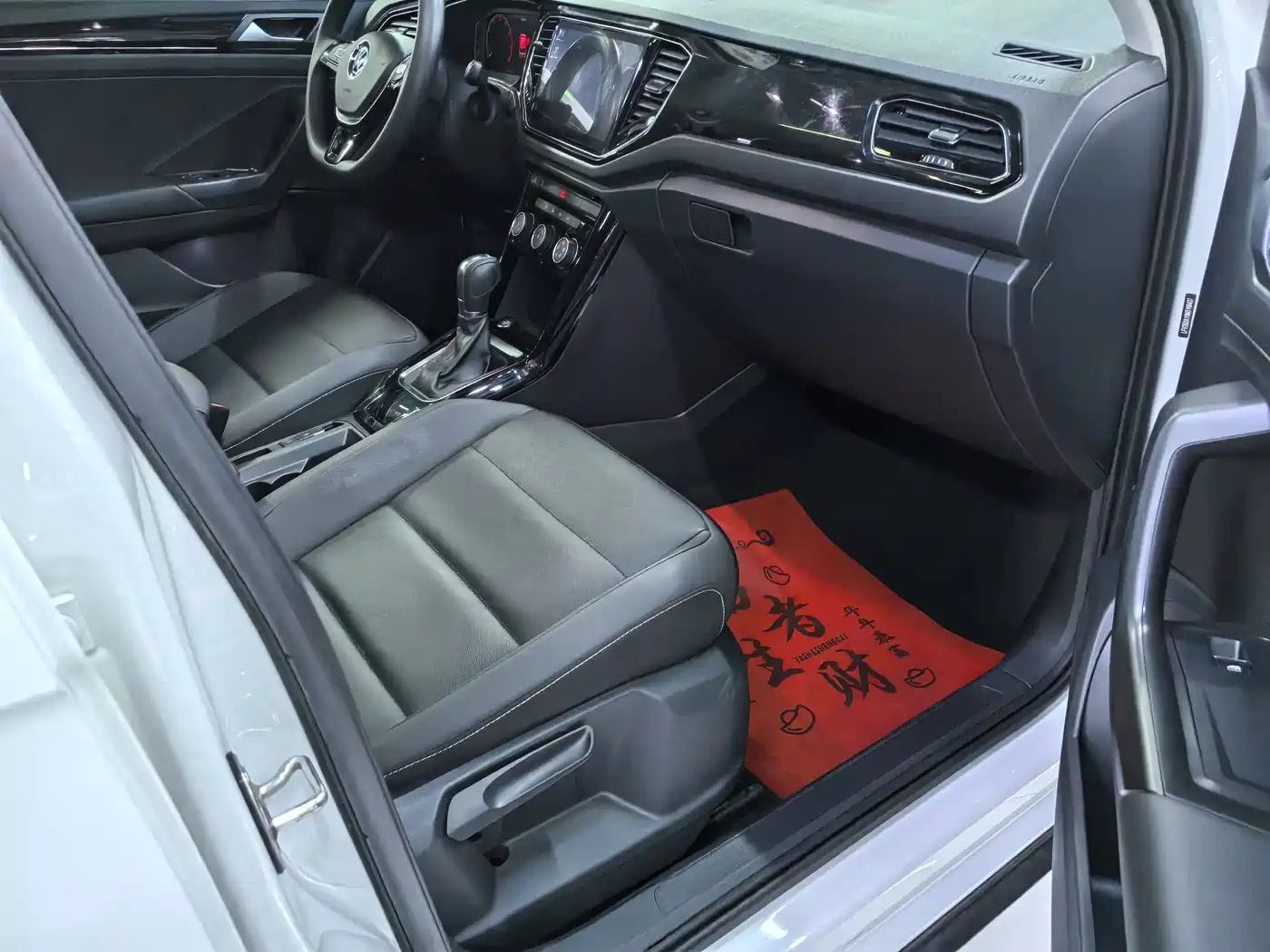 Volkswagen T-ROC 2021 280TSI DSG 2WD Elite Connected фото 11