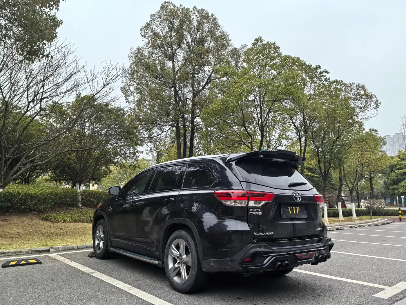 Toyota Highlander 2018 2.0T 4WD Luxury 7-seater China VI фото 13