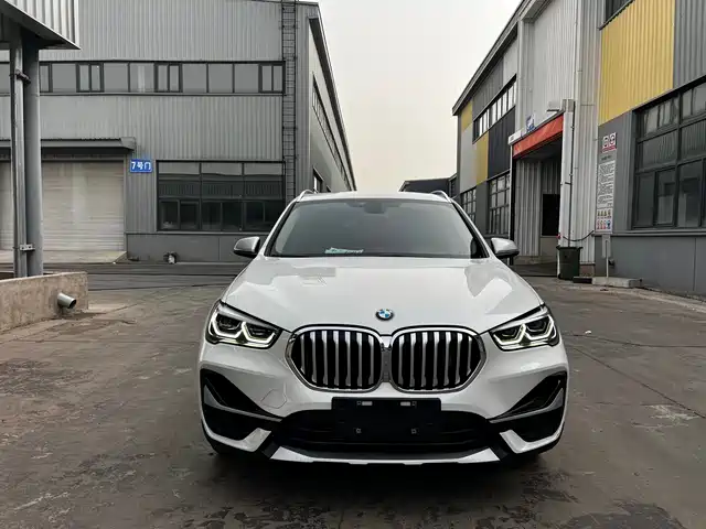 BMW X1 2022 Facelift xDrive25Li Premium Edition — фото 2