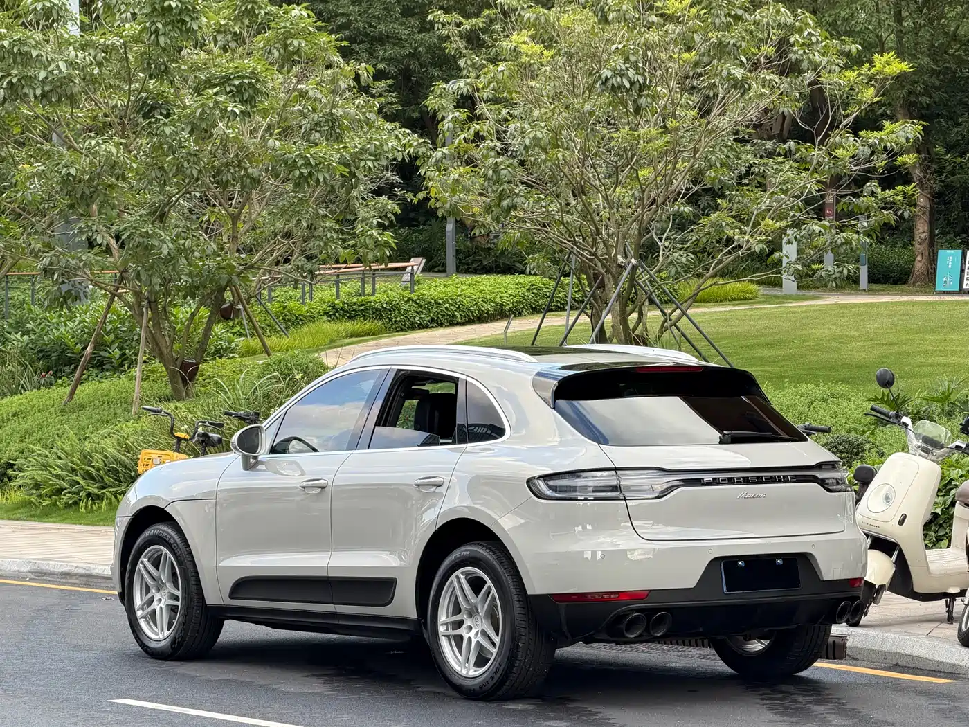 Porsche Macan 2022 Macan 2.0T фото 3