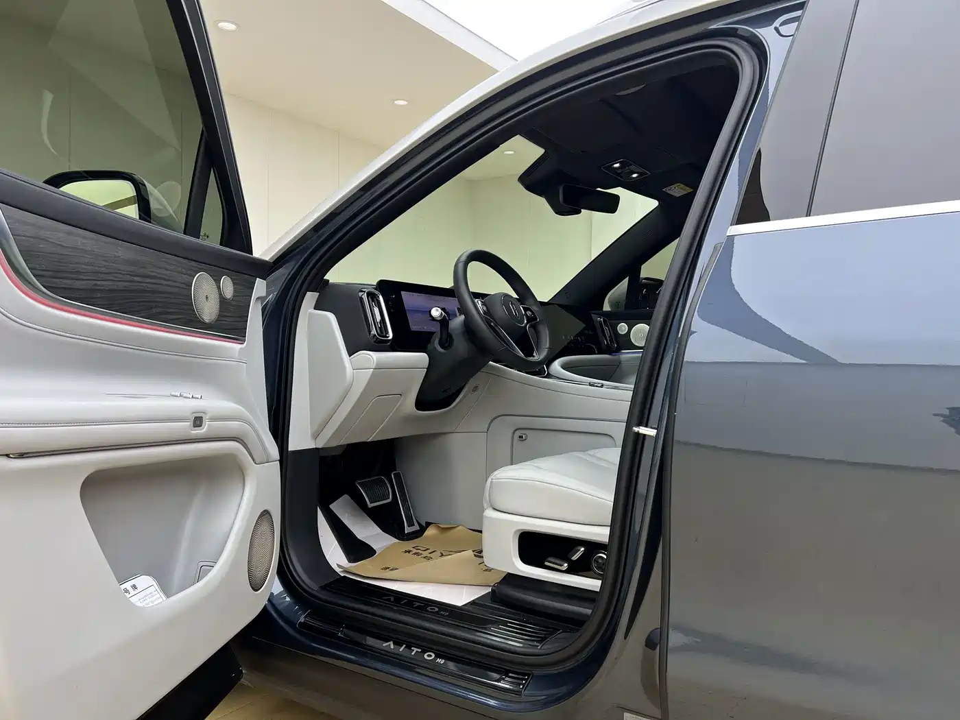 Aito M9 2024 2024 Range Extender Ultra 52kWh 6-seater