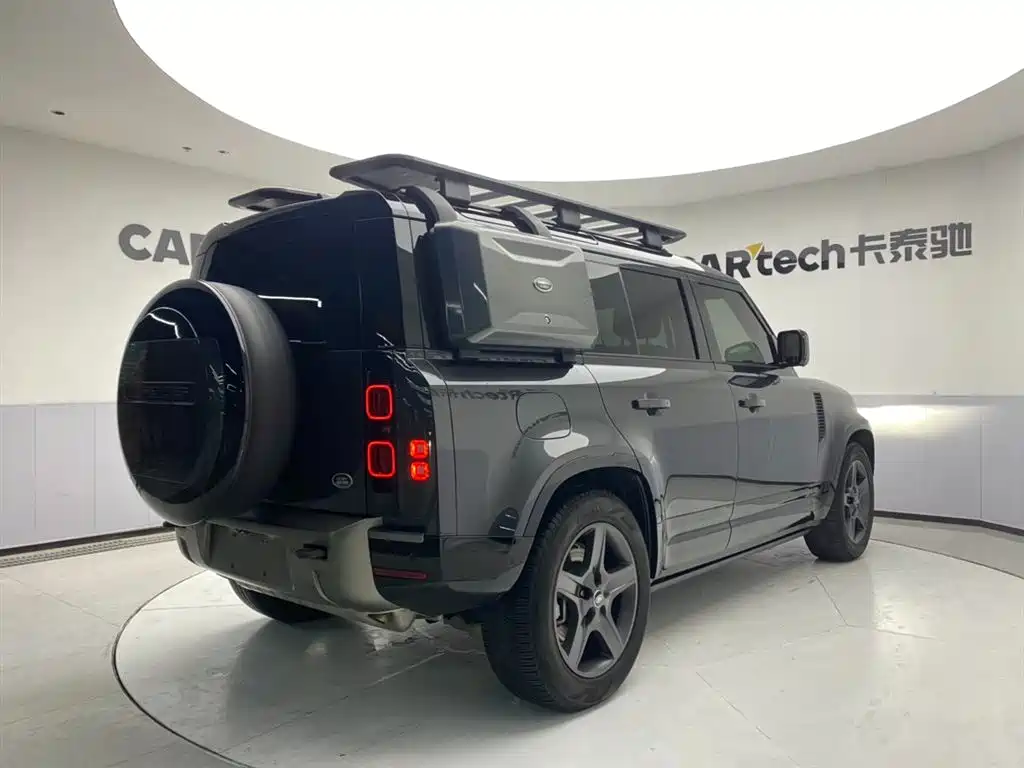 Land Rover Defender 2023 Facelift 110 3.0T P400 X-DYNAMIC HSE фото 6