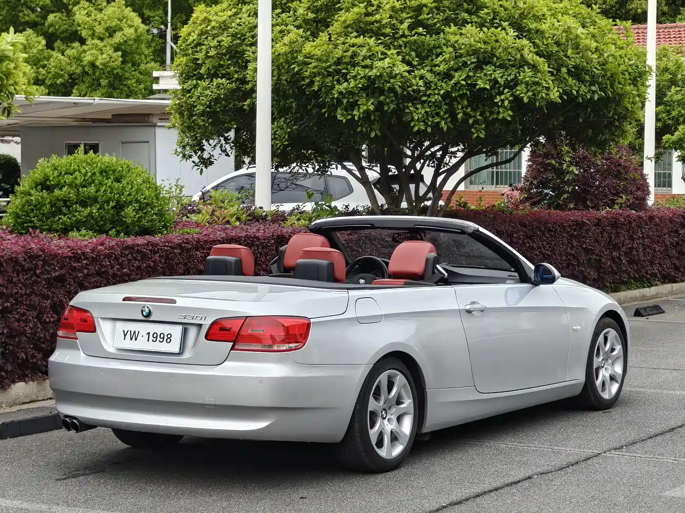 BMW 3 Series (Import) 2007 330i Convertible Coupe фото 7