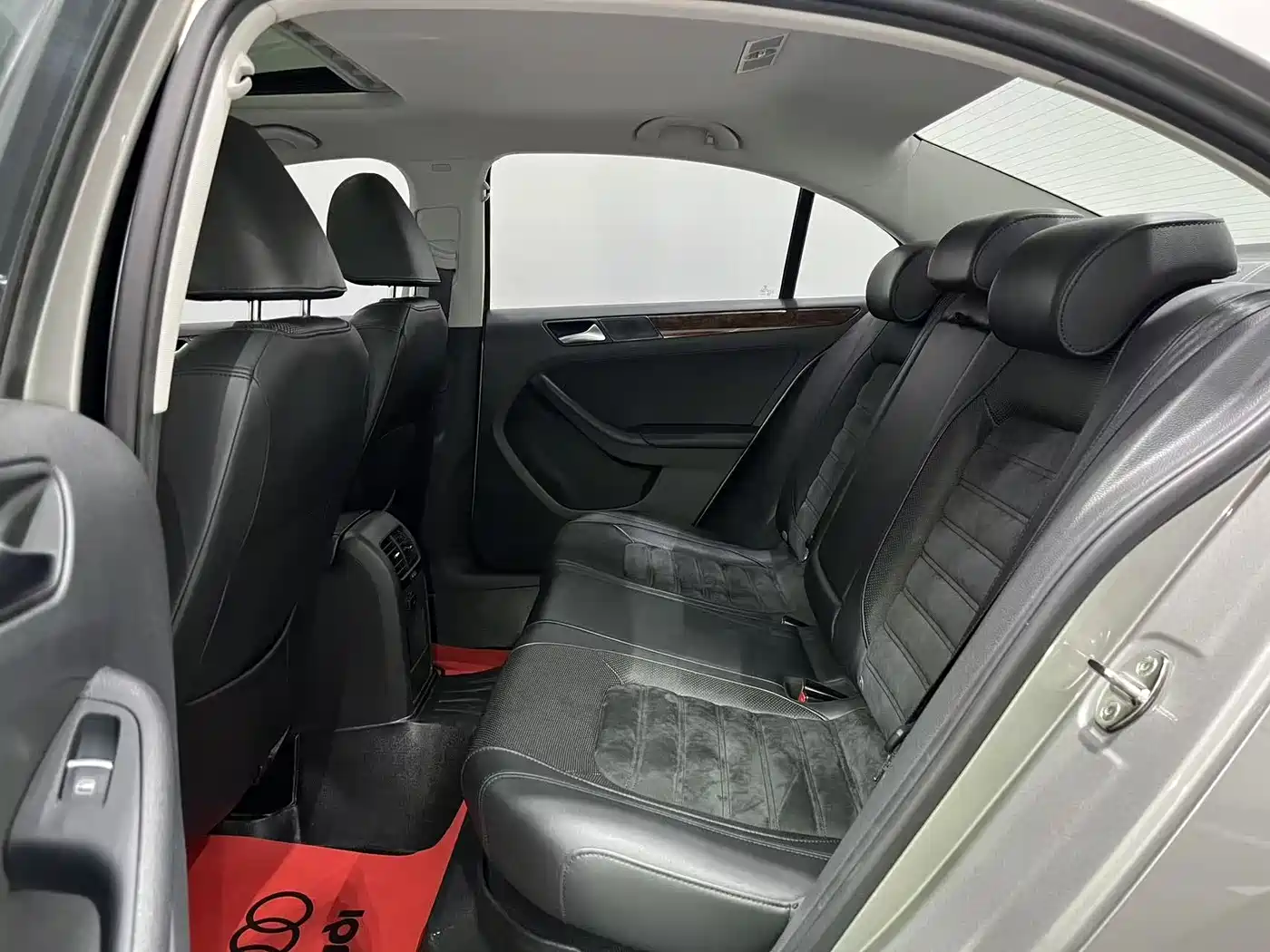 Volkswagen Sagitar 2014 1.4TSI Automatic Flagship фото 13