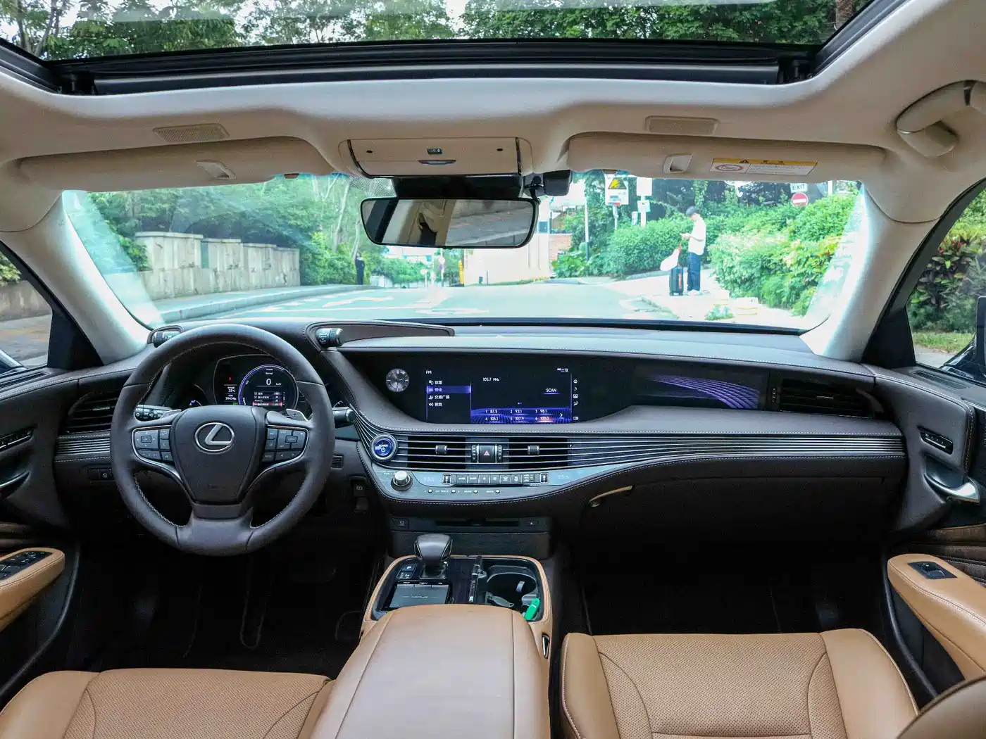 Lexus LS 2020 500h Excellence (China VI) фото 6
