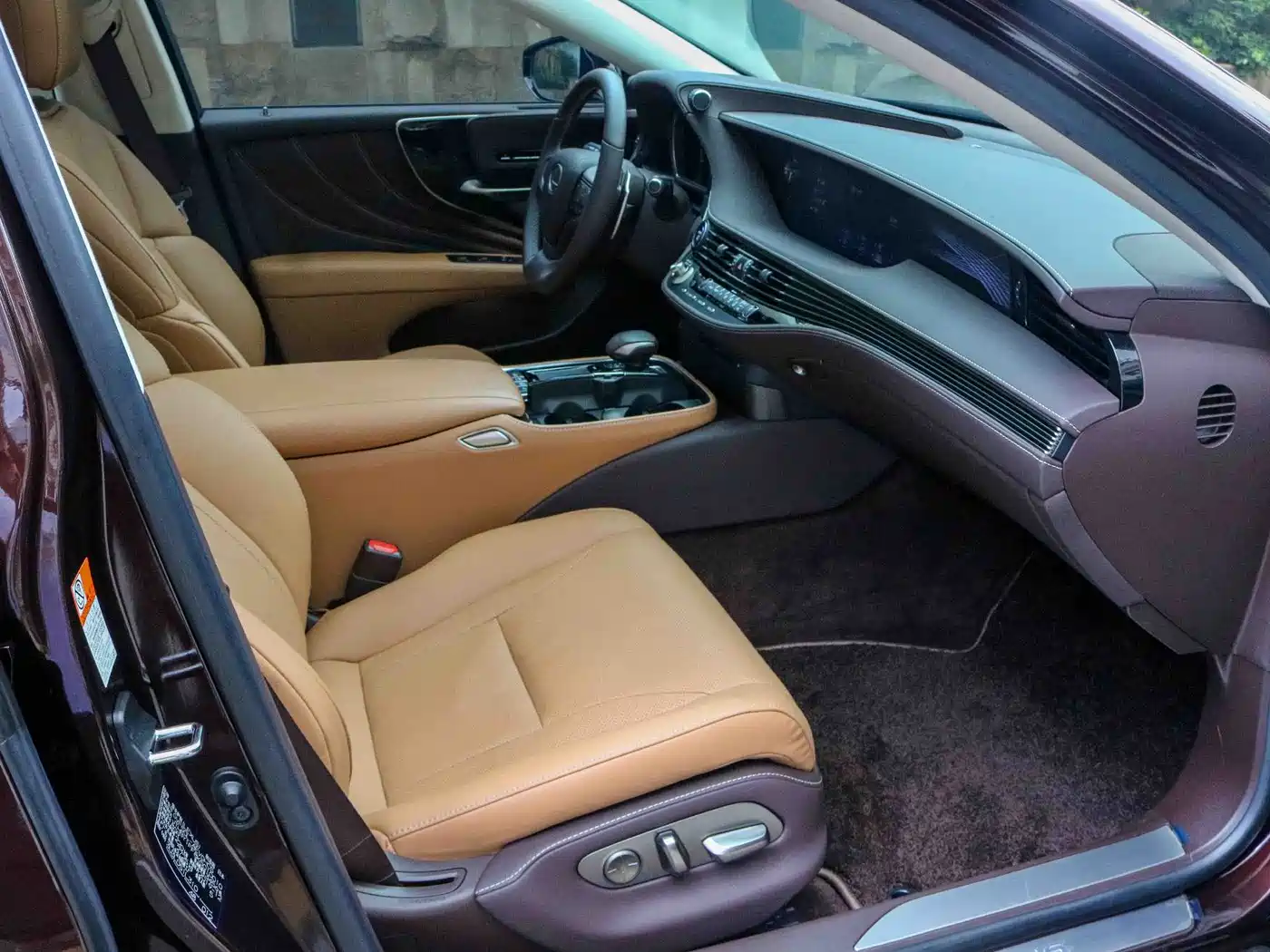 Lexus LS 2020 500h Excellence (China VI) фото 7