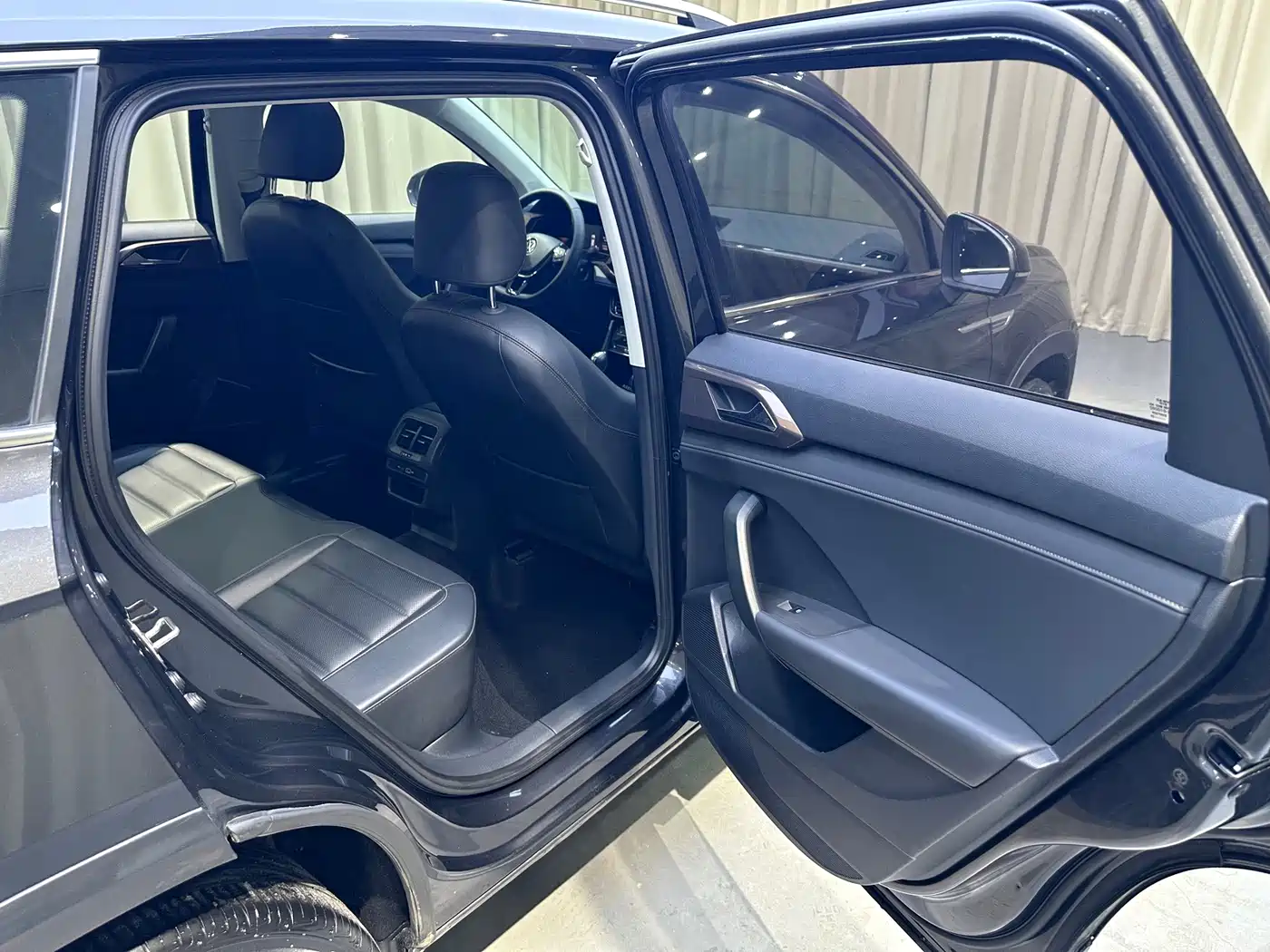 Volkswagen Tharu, миниатюра 16