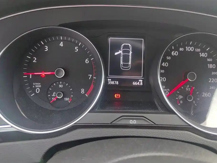 Volkswagen Magotan 2018 330TSI DSG Luxury фото 14