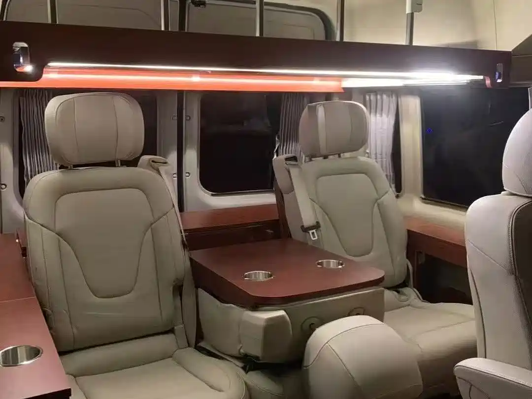 Ford New Generation Transit 2012 2013 2.4T Diesel Economy Logistics Short Wheelbase Medium Roof China III