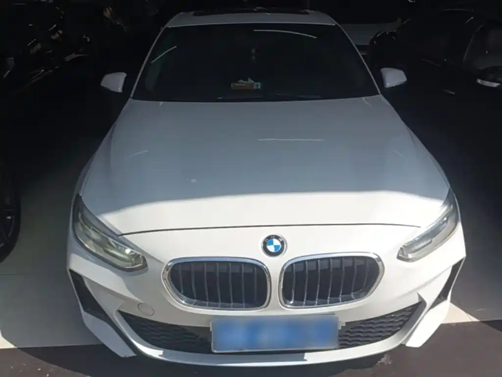 BMW 1 Series 2019 118i M Sport Package фото 3