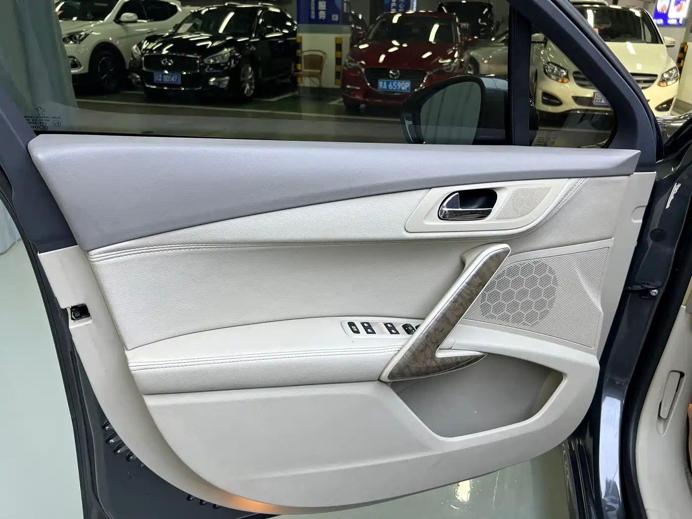 Peugeot 508 2014 2013 2.0L 2nd Anniversary Auto Smart Edition