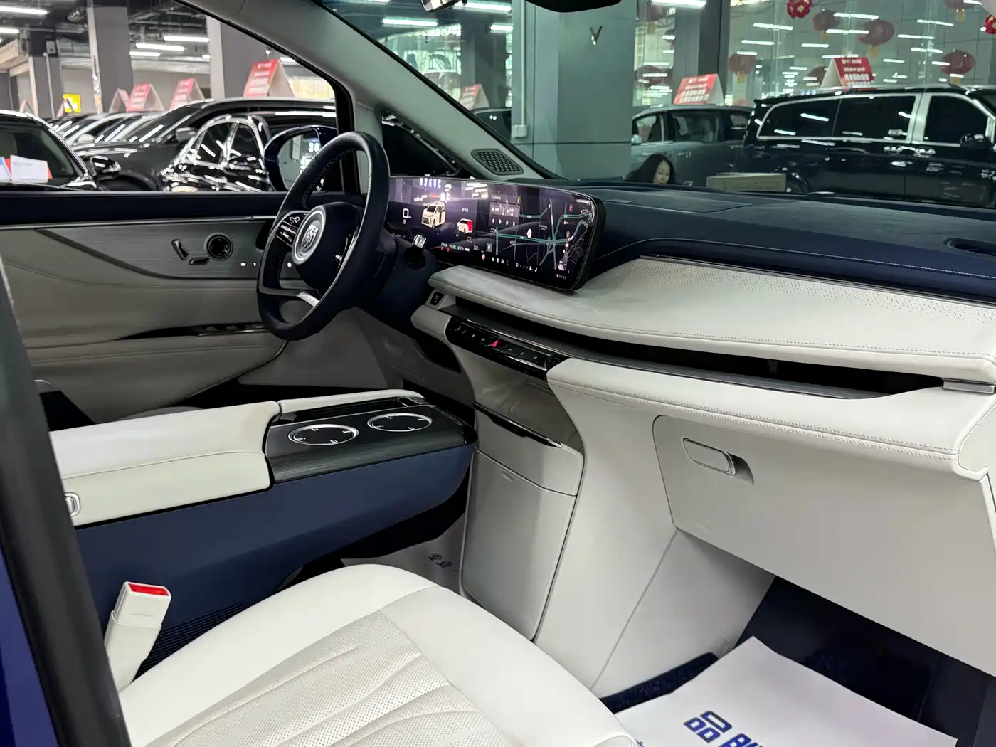 BUICK GL8 NEW ENERGY