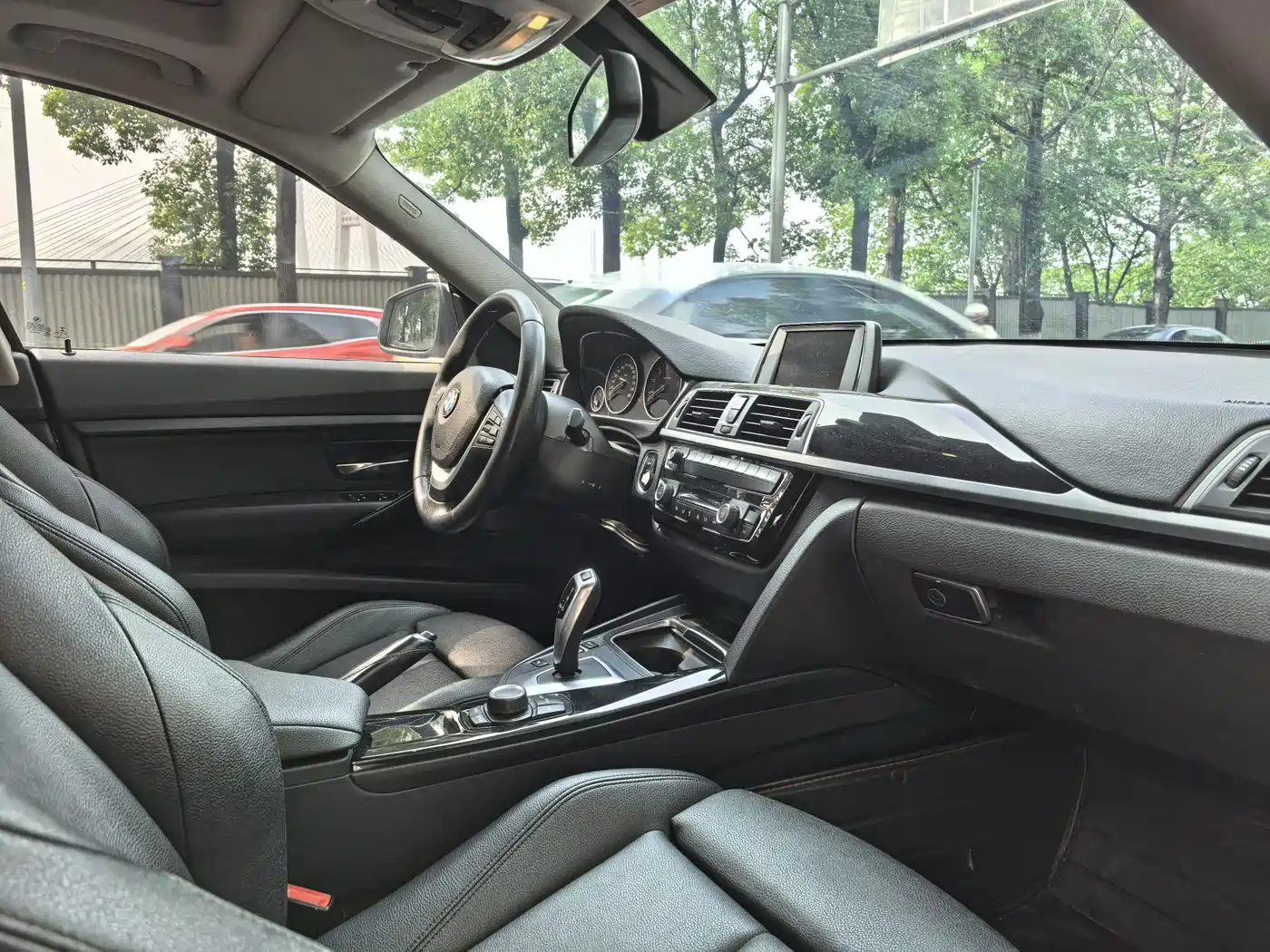 BMW 3 Series GT 2018 320i Fashion фото 4