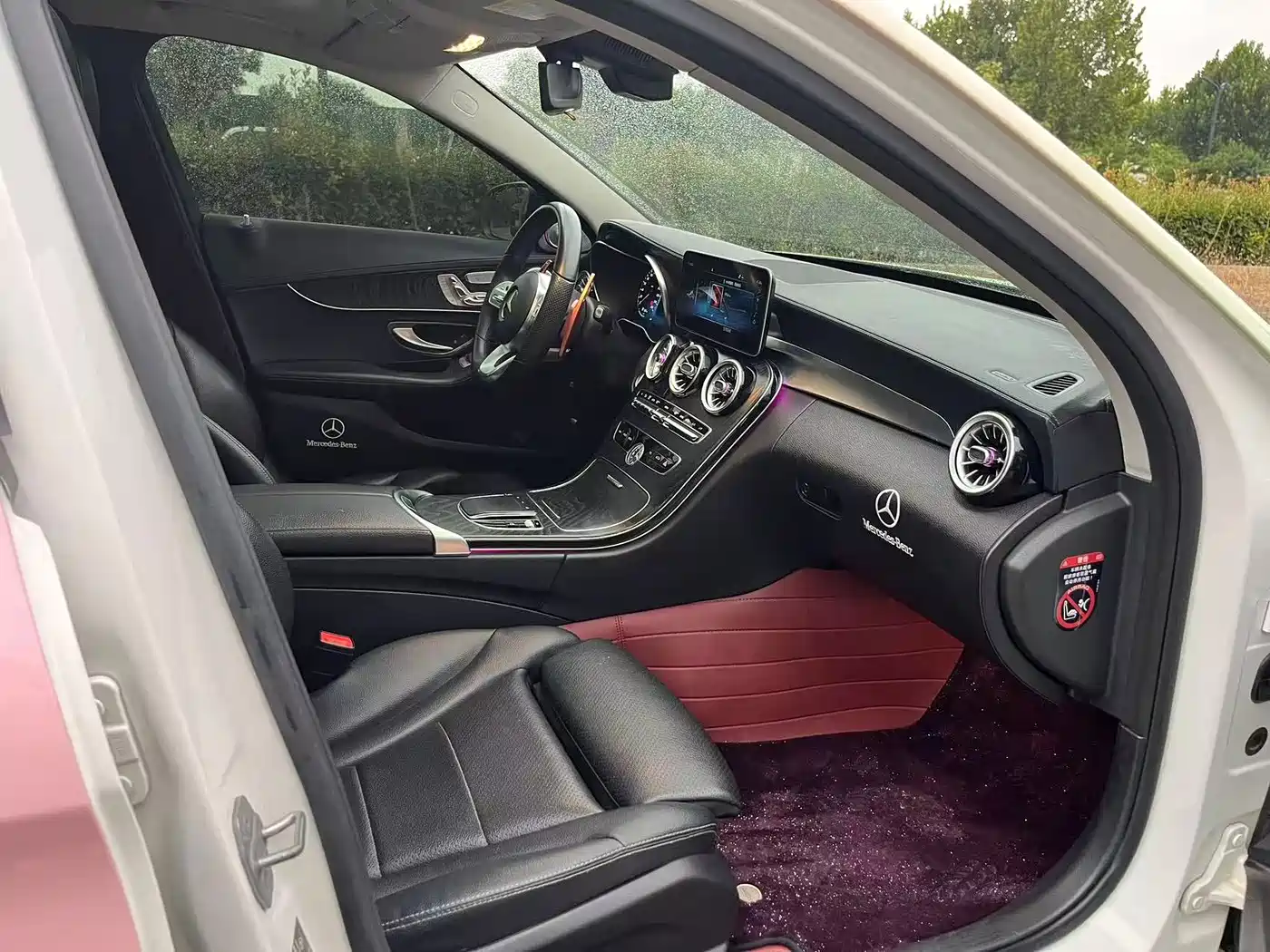 Photo 5 - Mercedes-Benz C-Class