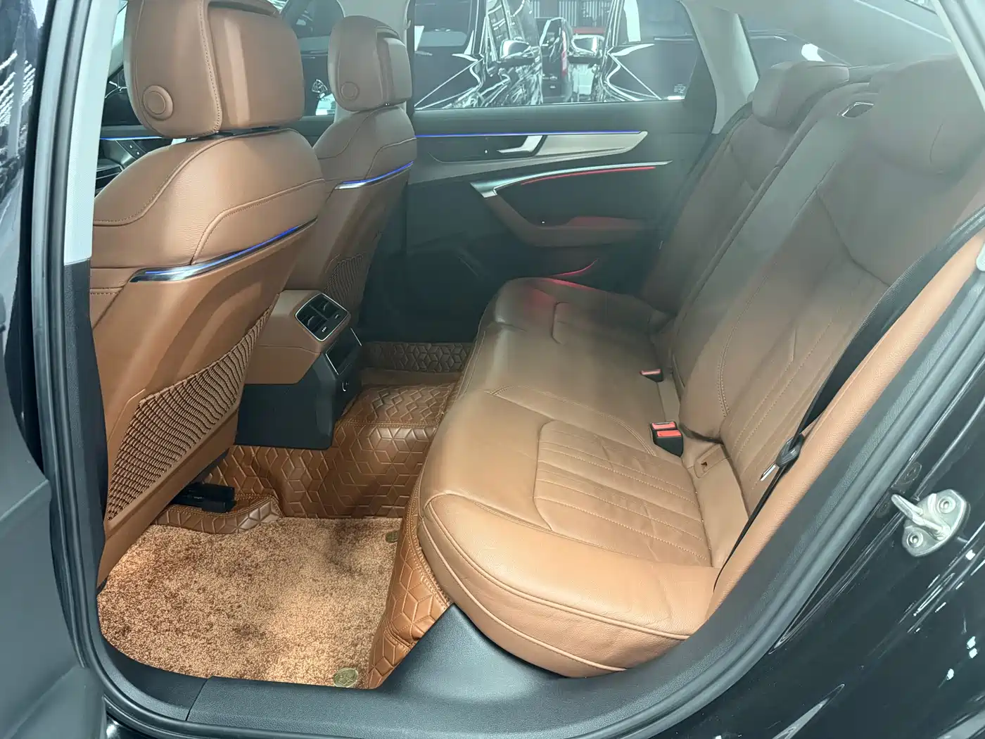 Audi A6L 2021 40 TFSI Luxury Elegance фото 5