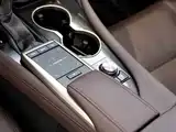 Фото 18 - Lexus RX