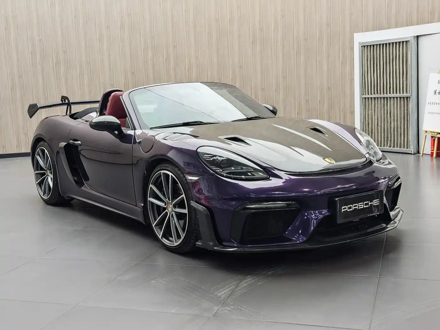 Porsche 718 2016 Boxster 2.0T фото 3