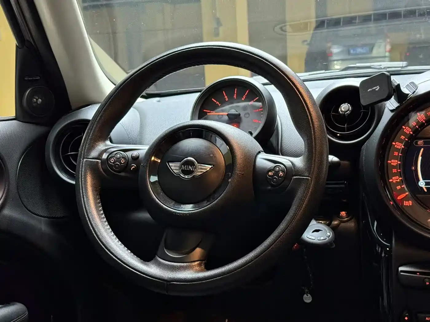 MINI COUNTRYMAN 2014 1.6T COOPER ALL4 Excitement фото 11