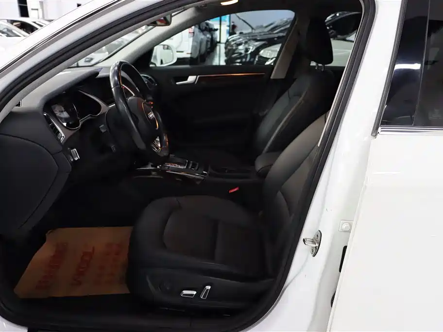 Audi A4L 2015 35 TFSI Auto Standard фото 4