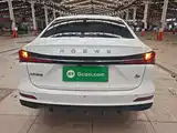 Фото 6 - Roewe i5