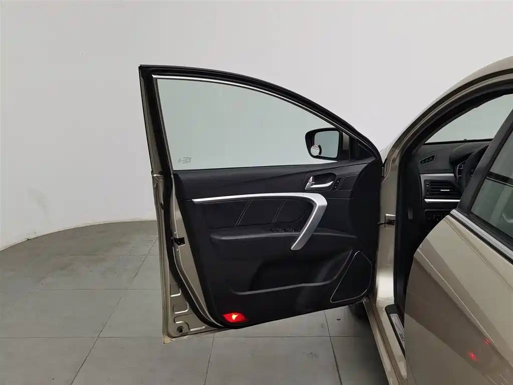 GEELY AUTOMOBILE EMGRAND