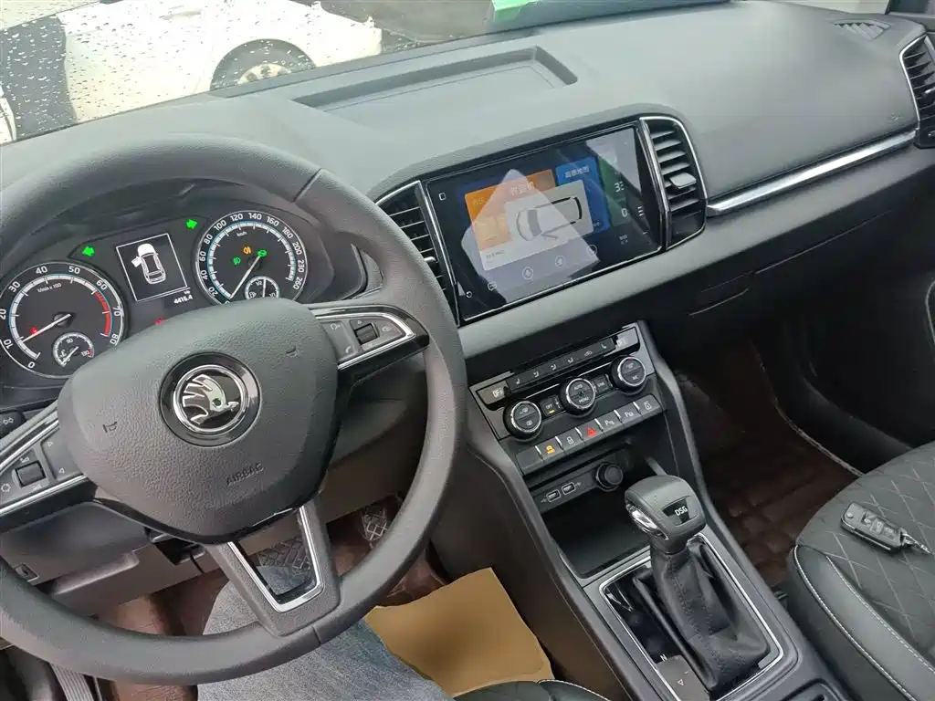 Škoda Karoq 2019 TSI280 Smart Drive Premium Edition China V фото 6