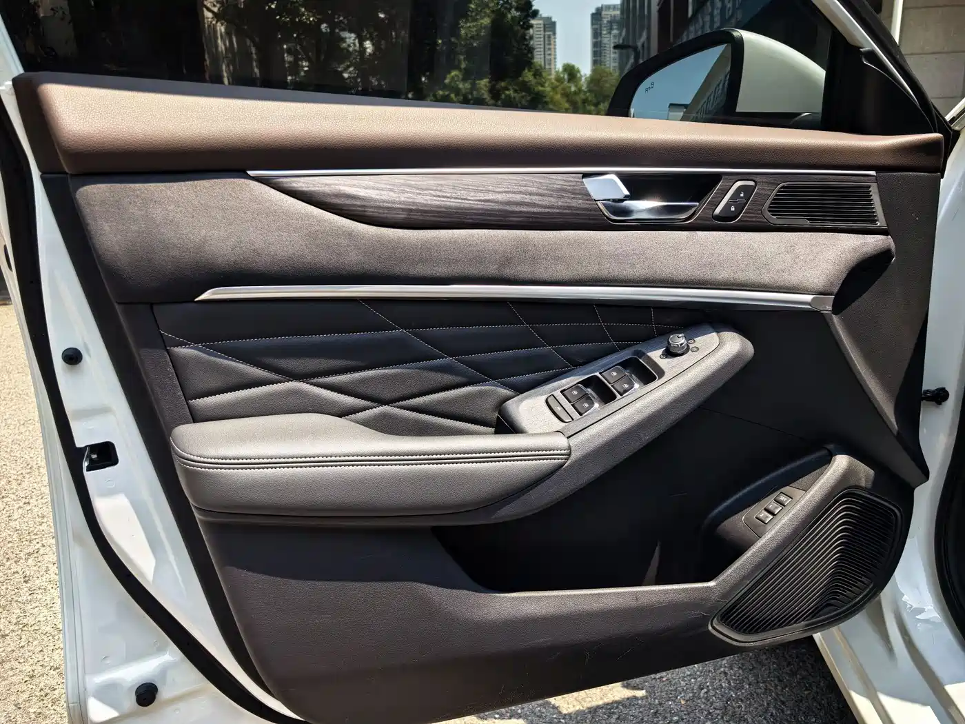 Dongfeng Aeolus Yixuan MAX 2021 2021 1.5T Trendy Dad Edition