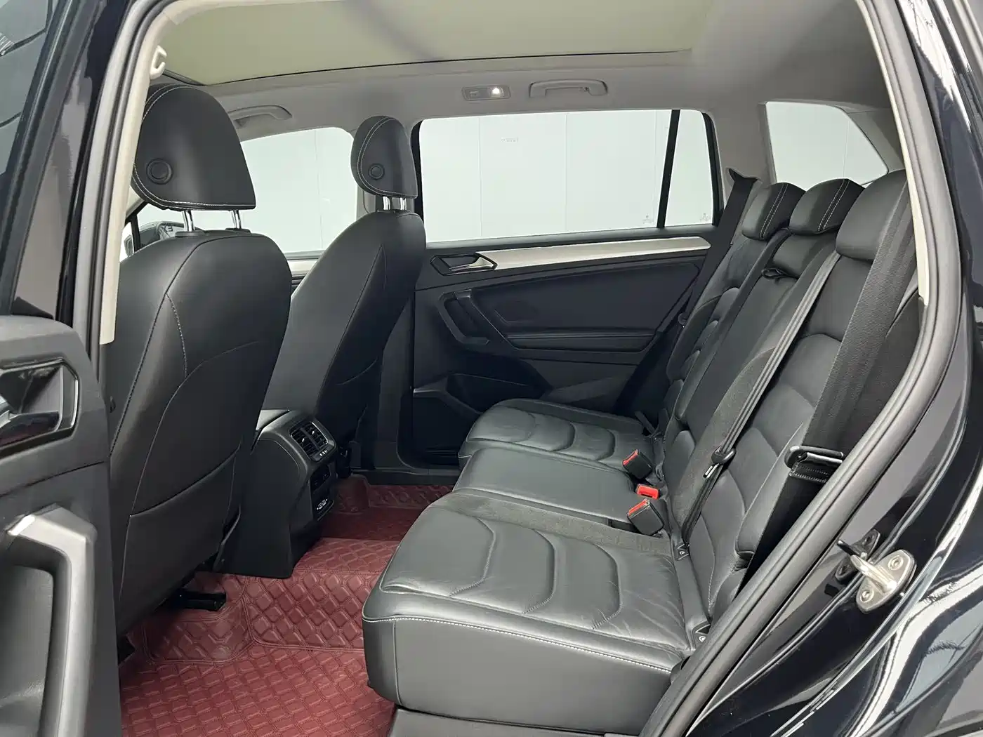 Volkswagen Tiguan L 2021 280TSI Automatic 2WD Smart фото 7