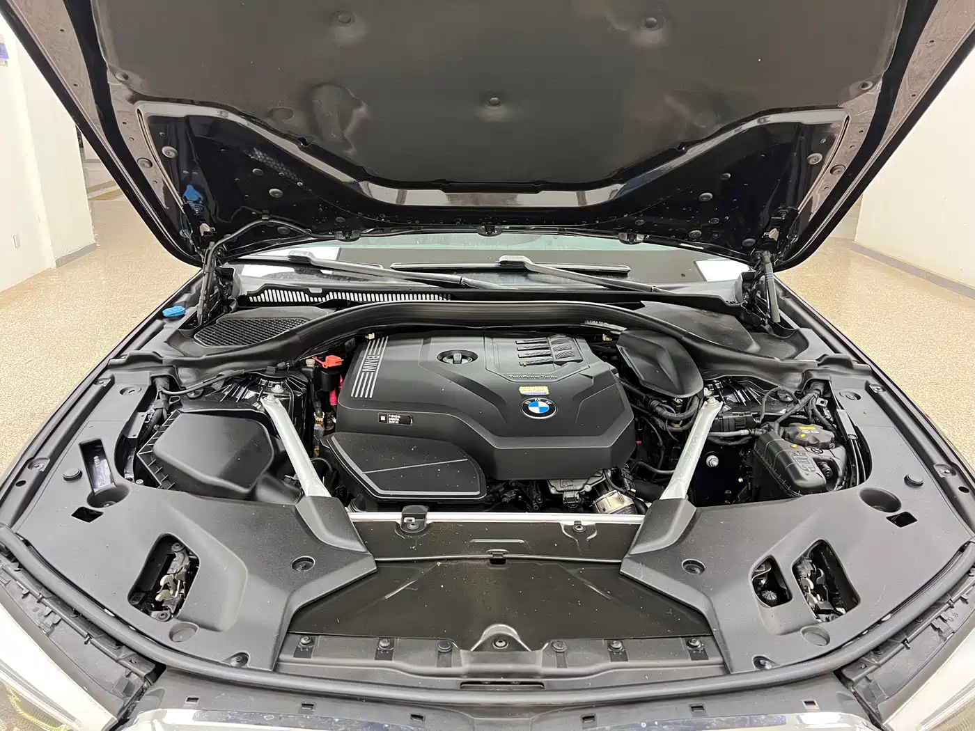 BMW 5 Series (Import) 2020 Model 525i M Sport Package фото 25