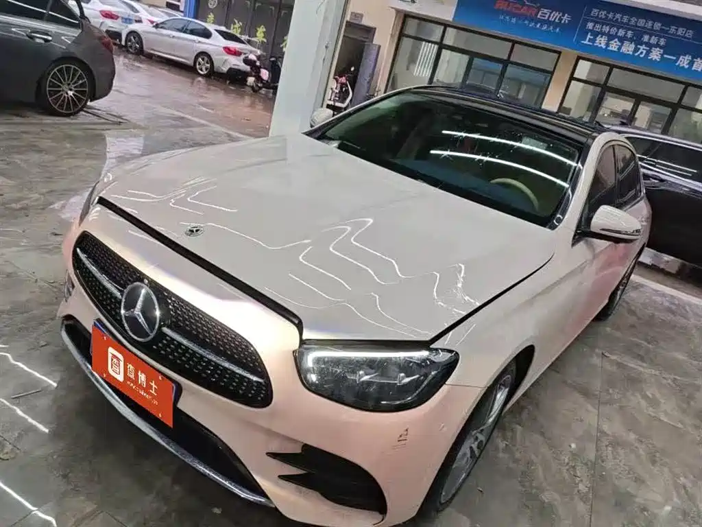 MERCEDES-BENZ E CLASS