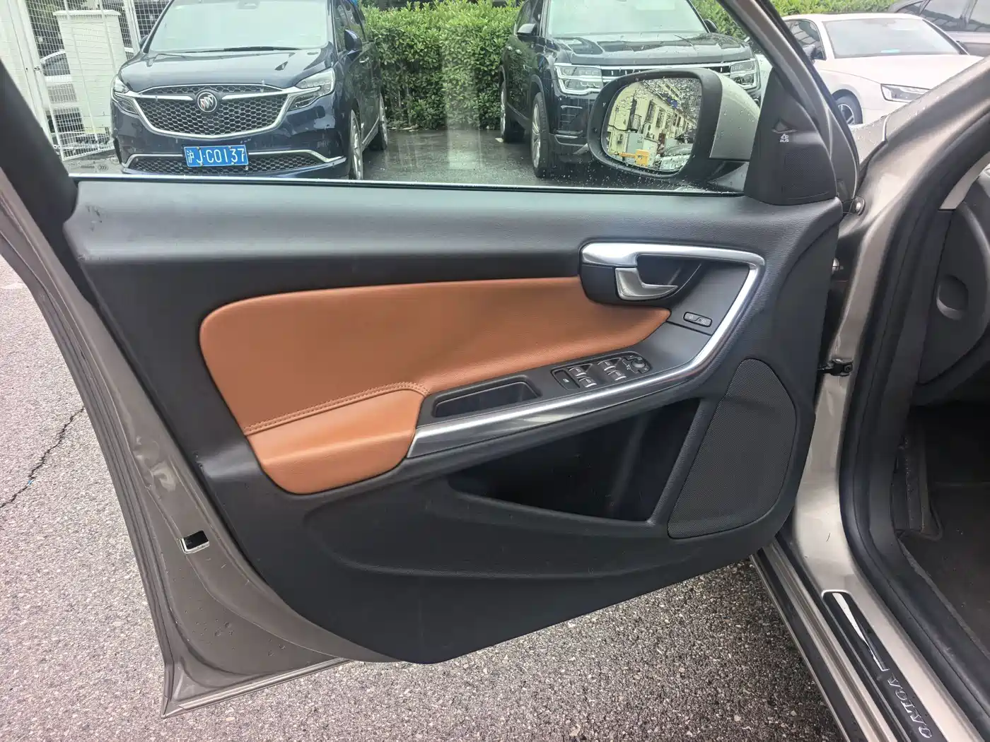 Фото 7 - Volvo S60