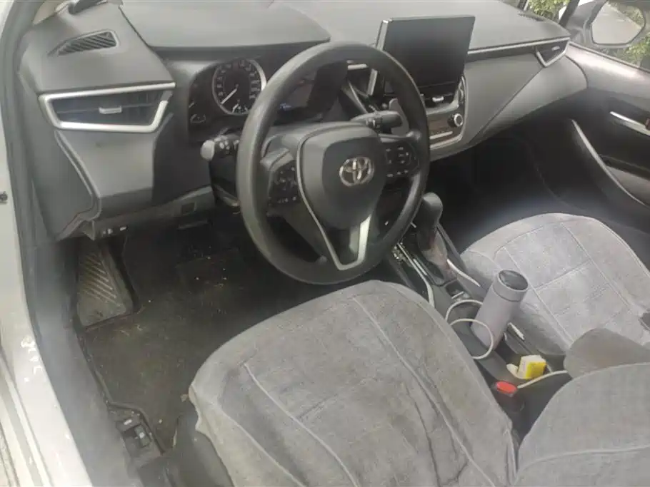 Toyota Corolla 2021 1.2T S-CVT Elite PLUS Edition фото 12