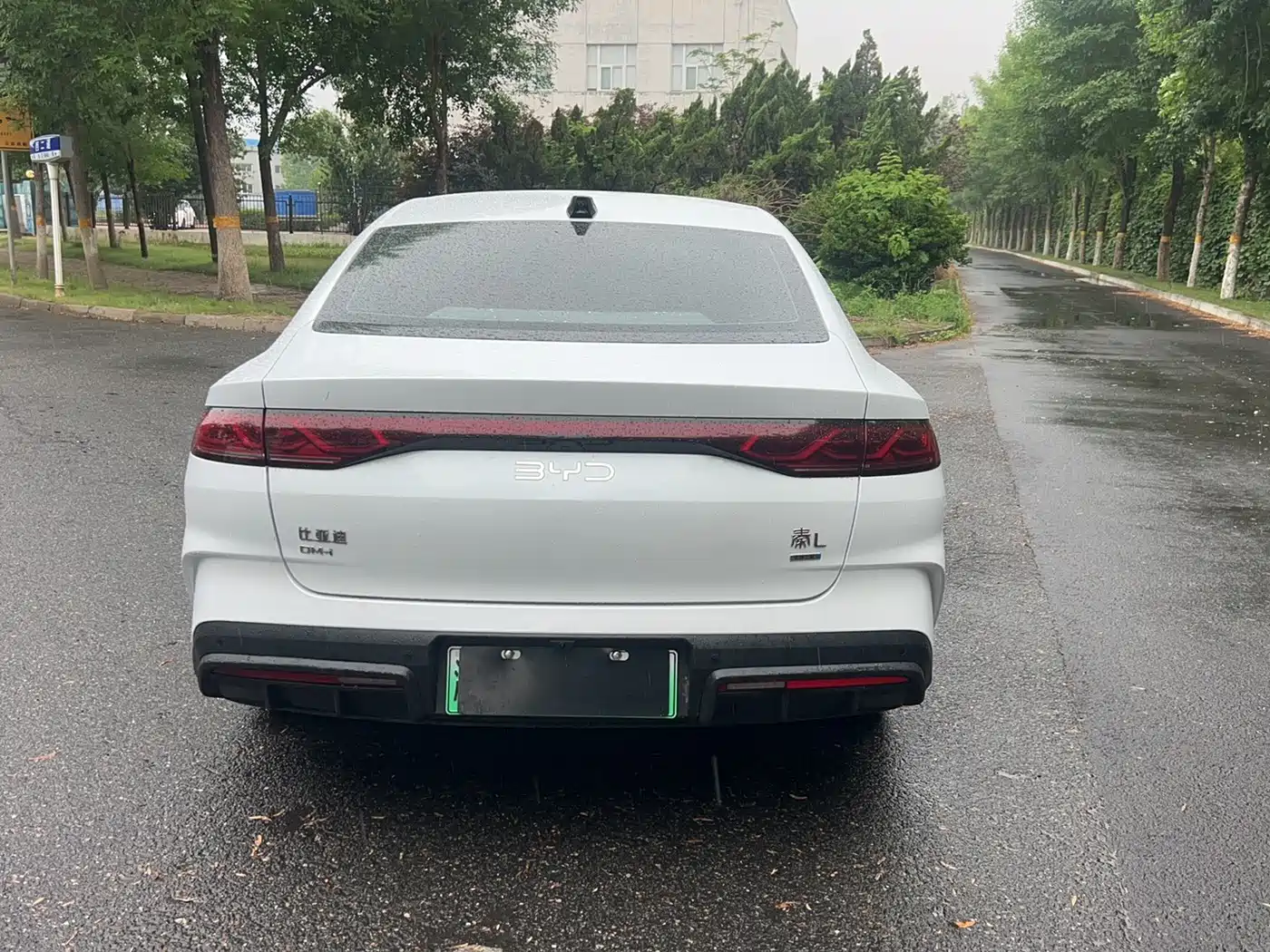 BYD Qin L 2025 DM-i Smart Drive Edition 80KM Leading фото 6