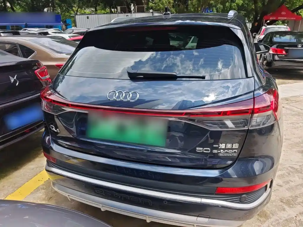 Audi Q4 e-tron 2023 2023 50 e-tron quattro Creation Edition