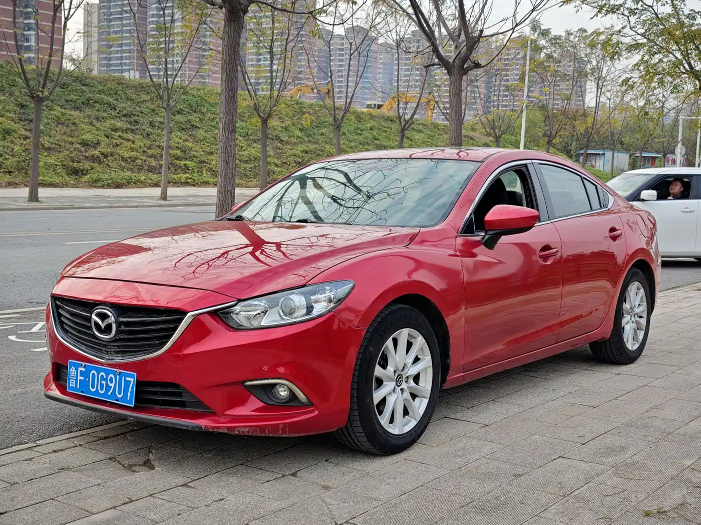 Photo 1 - Mazda Atenza