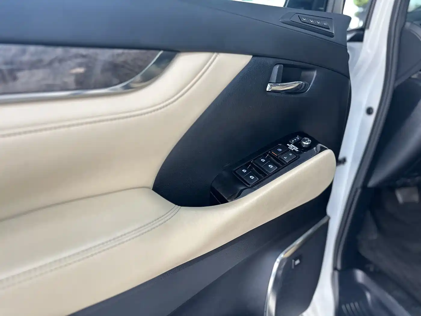 Toyota Alphard 2018 Facelift 3.5L Premium Edition фото 12