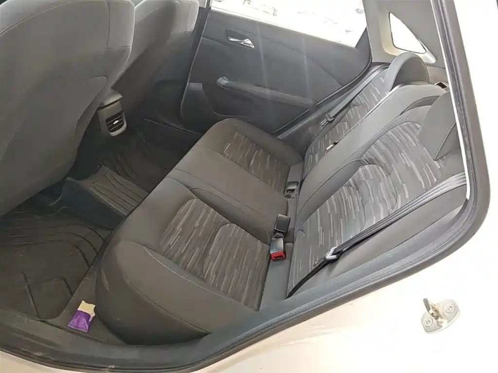 Chevrolet Monza 2023 1.5L DCT Enjoyment Edition фото 17