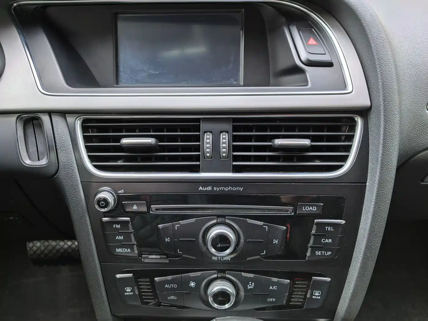 Audi A4L 2015 35 TFSI Auto Standard фото 13