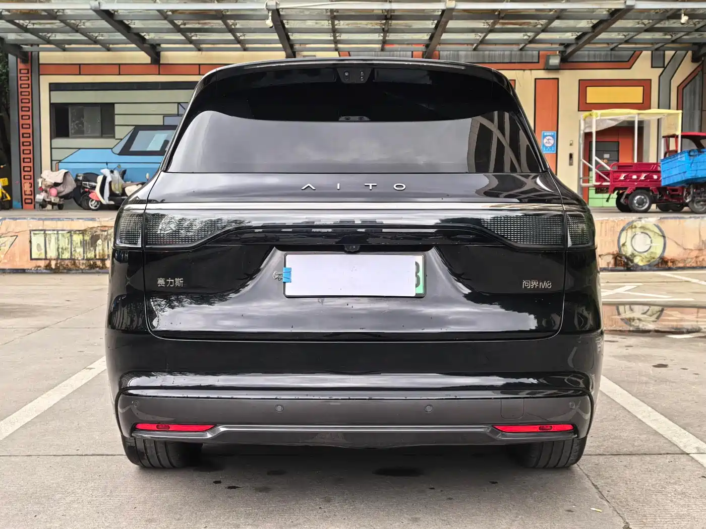 AITO Wenjie AITO M8 2025 Model Extended Range Max+ Edition 53.4kWh 6-Seater фото 17