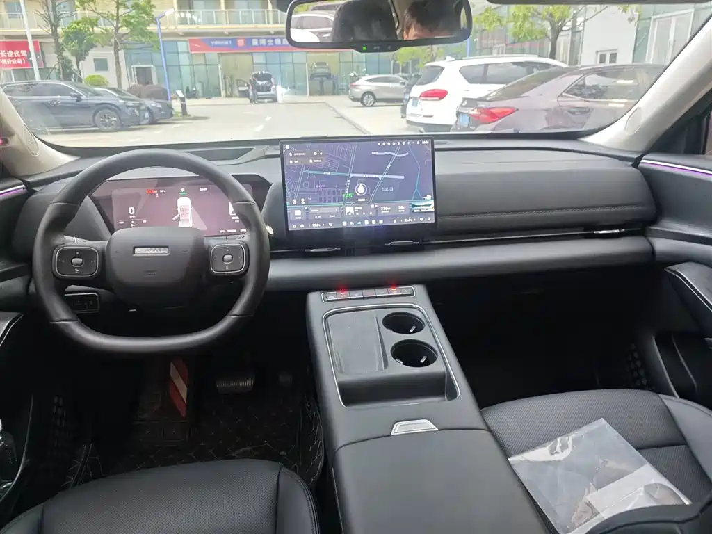 Photo 8 - Haval Xiaolong MAX
