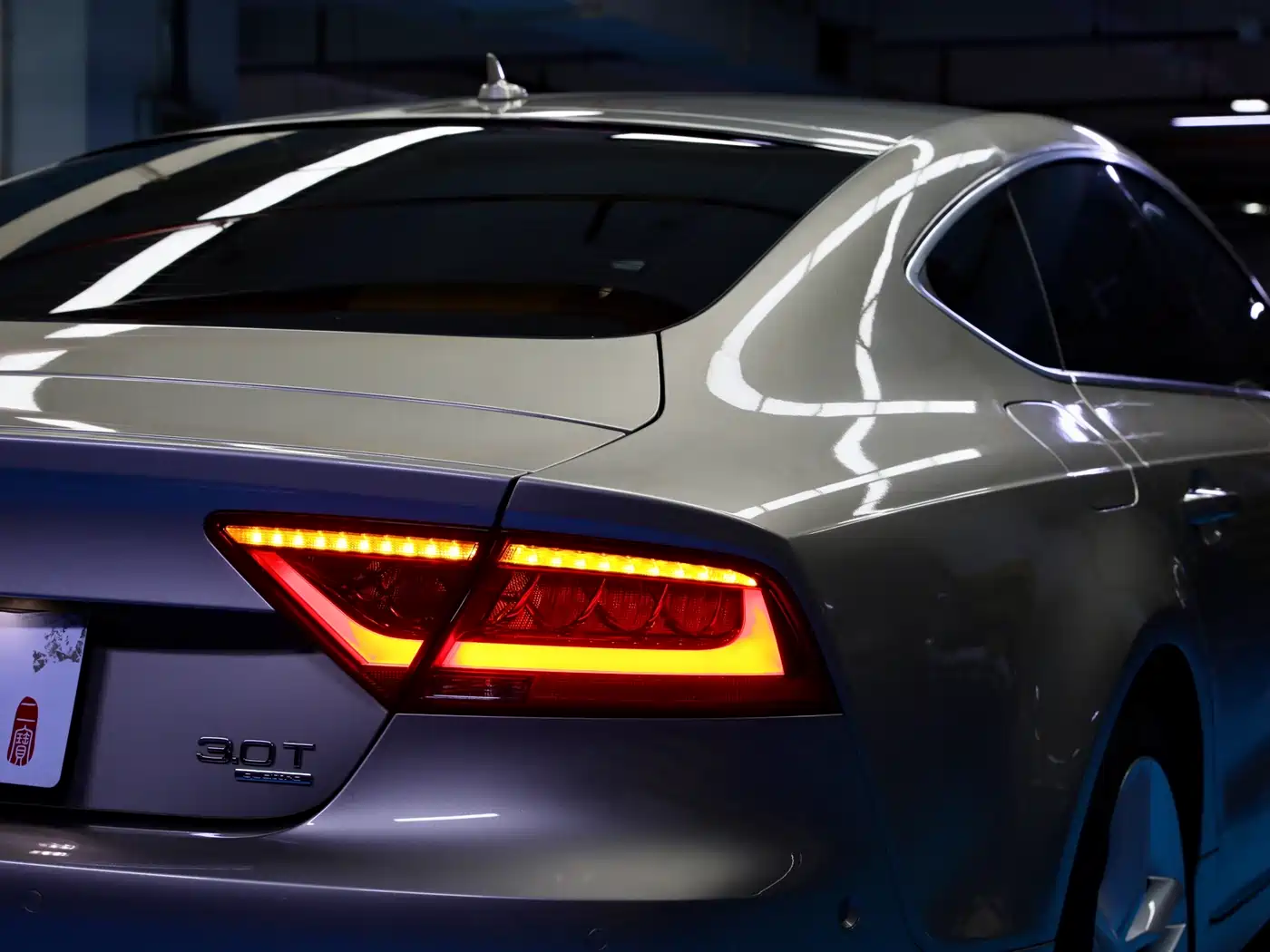 Audi A7 2012 3.0TFSI quattro Luxury Model фото 5