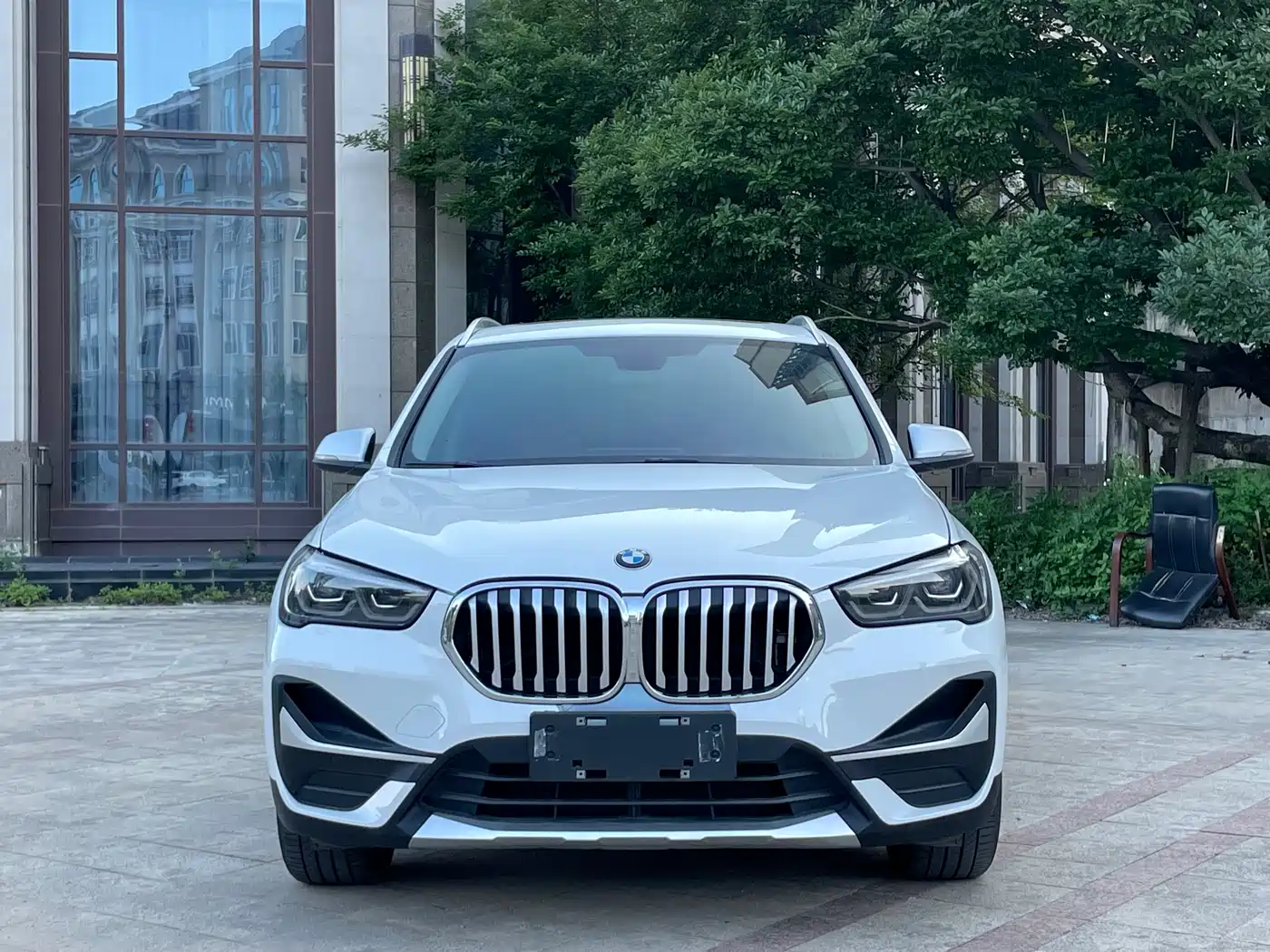 BMW X1 2022 sDrive20Li Fashion фото 2